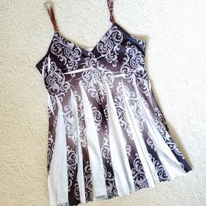 Pleated Patterned Tank